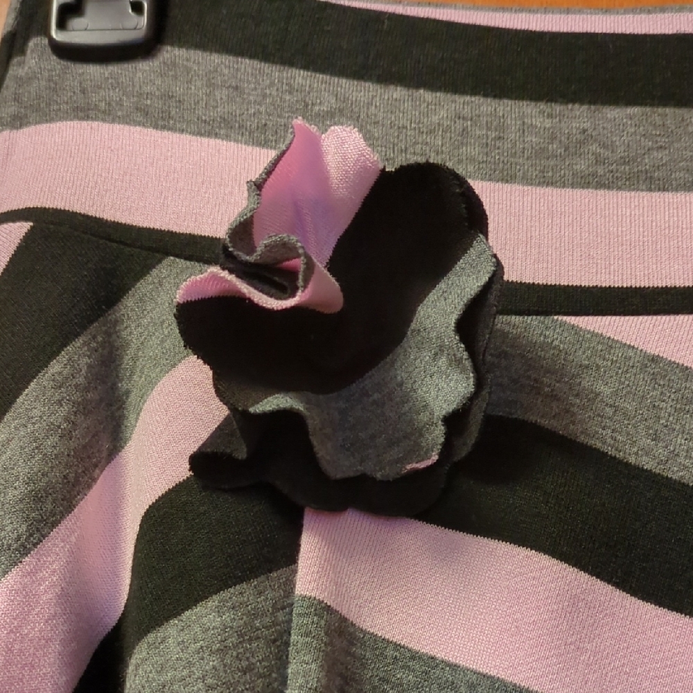 Chic Asymmetrical Skirt with Pink and Black Stripes - Picture 3 of 5